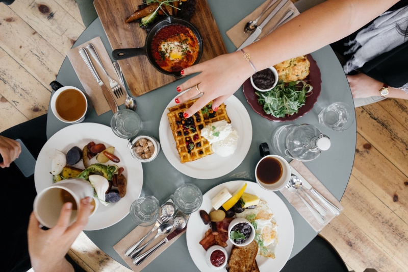 restaurant-TOULON-min_breakfast-690128